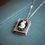 Gothic Cat Cameo Pendant Necklace